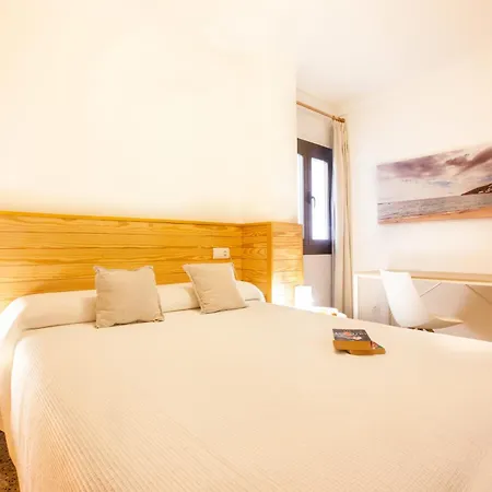 Bahia Апартаменты Санта-Эулалия-дель-Рио